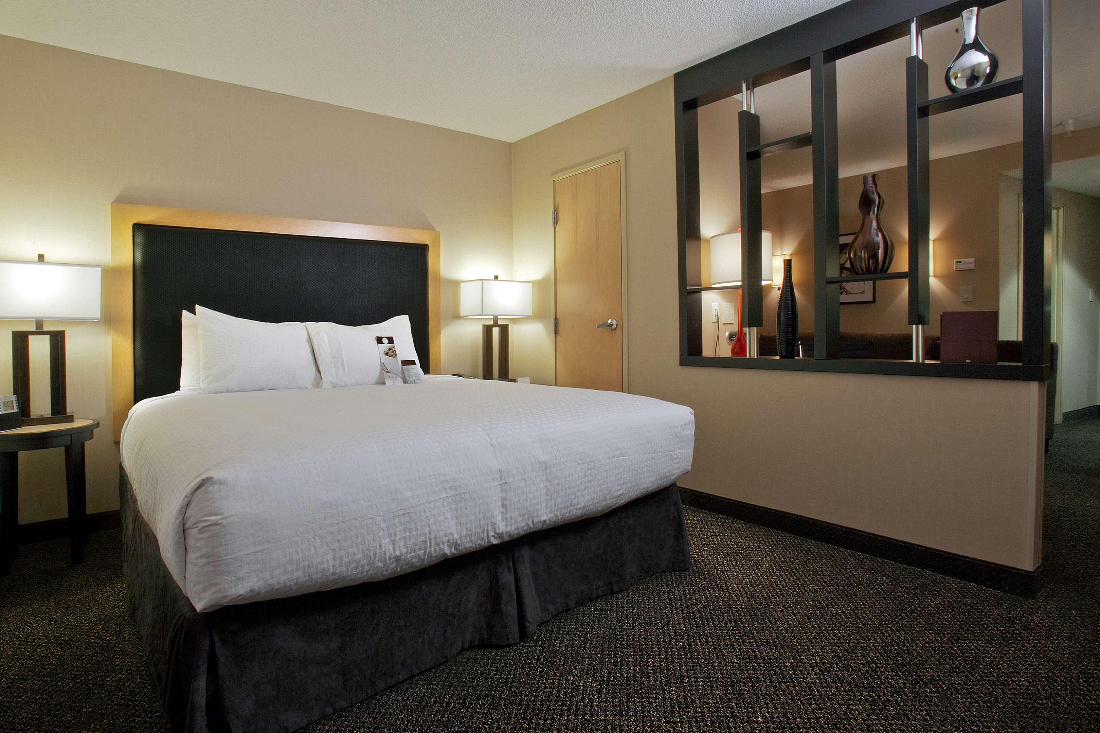Doubletree By Hilton Hotel Savannah Airport Экстерьер фото