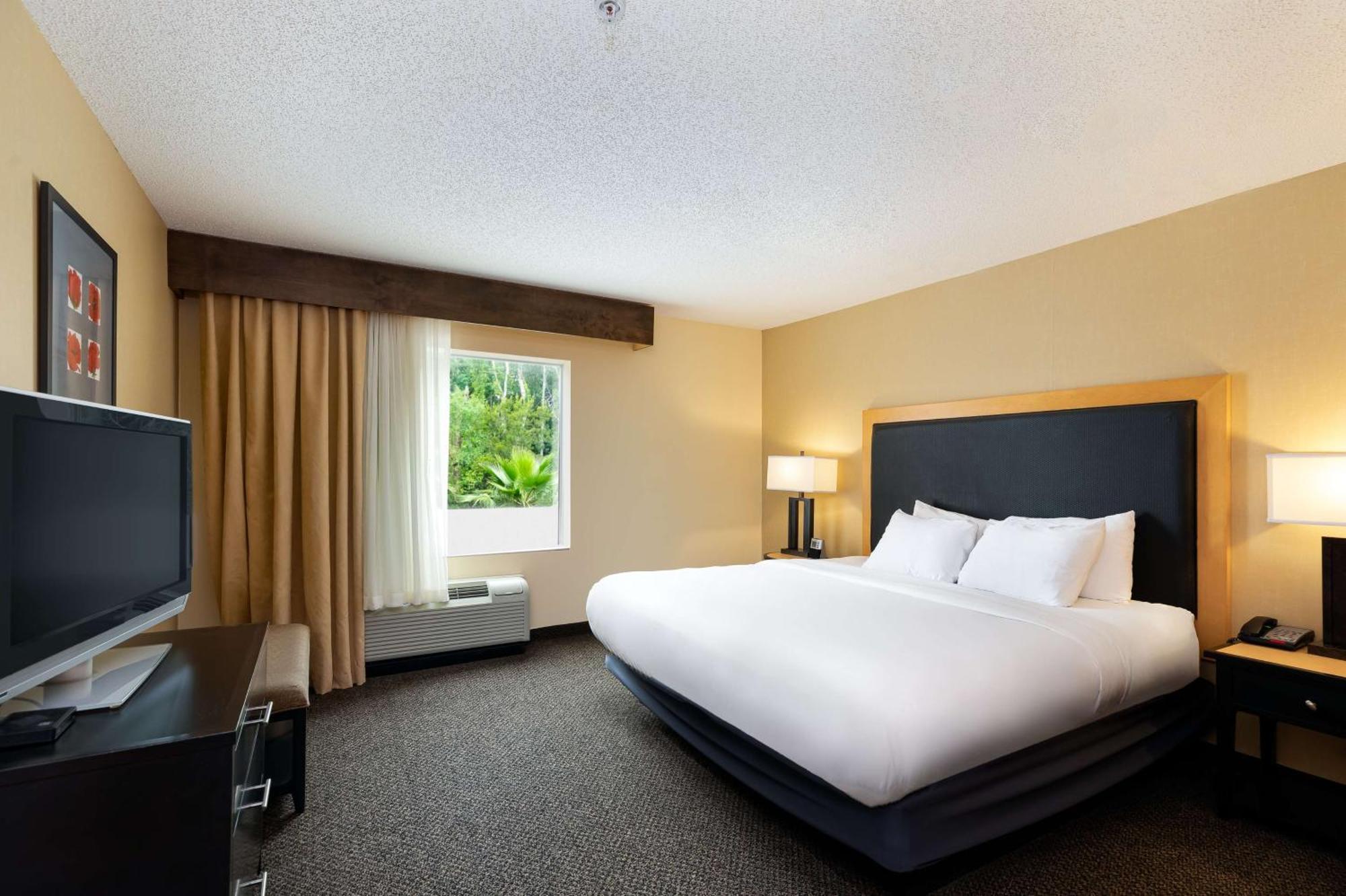 Doubletree By Hilton Hotel Savannah Airport Экстерьер фото