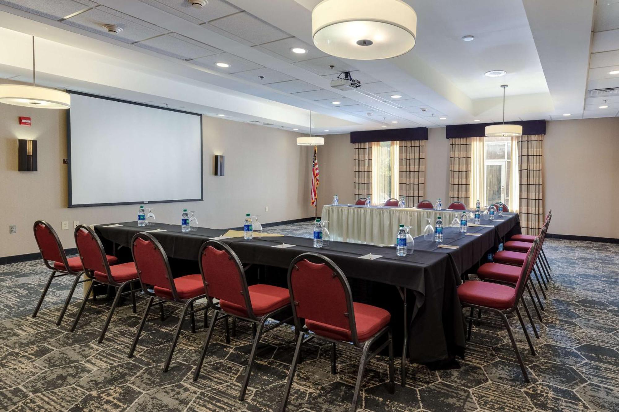 Doubletree By Hilton Hotel Savannah Airport Экстерьер фото