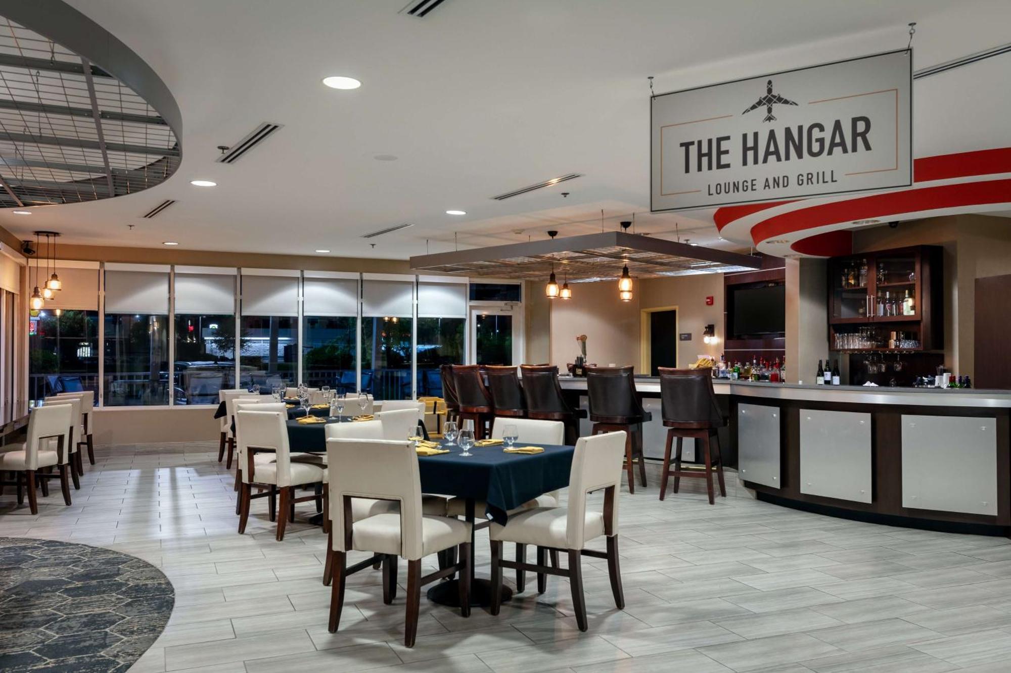 Doubletree By Hilton Hotel Savannah Airport Экстерьер фото