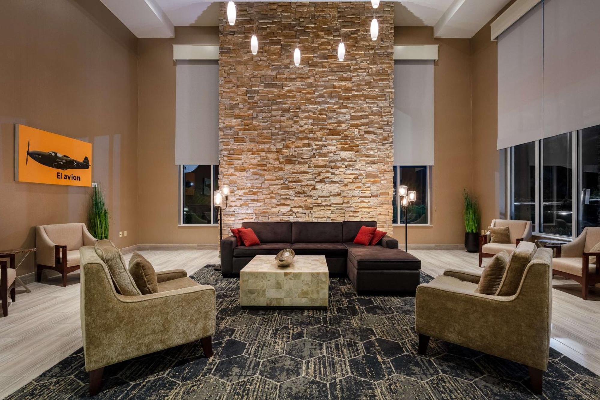 Doubletree By Hilton Hotel Savannah Airport Экстерьер фото