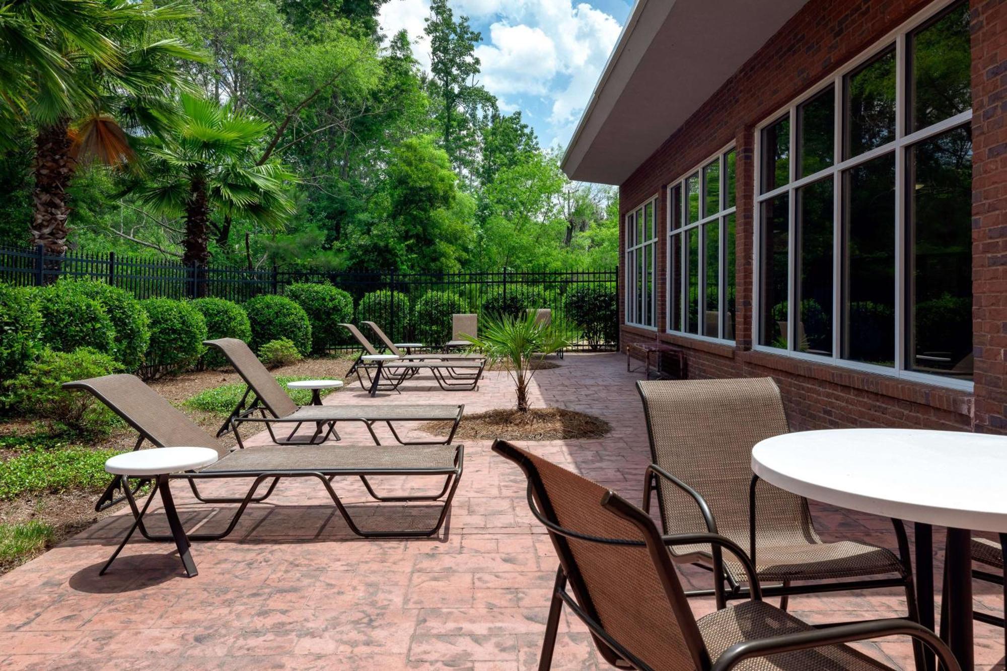 Doubletree By Hilton Hotel Savannah Airport Экстерьер фото